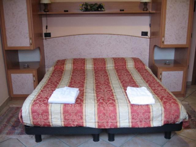 Al Parco Bed and Breakfast Ραβένα Εξωτερικό φωτογραφία